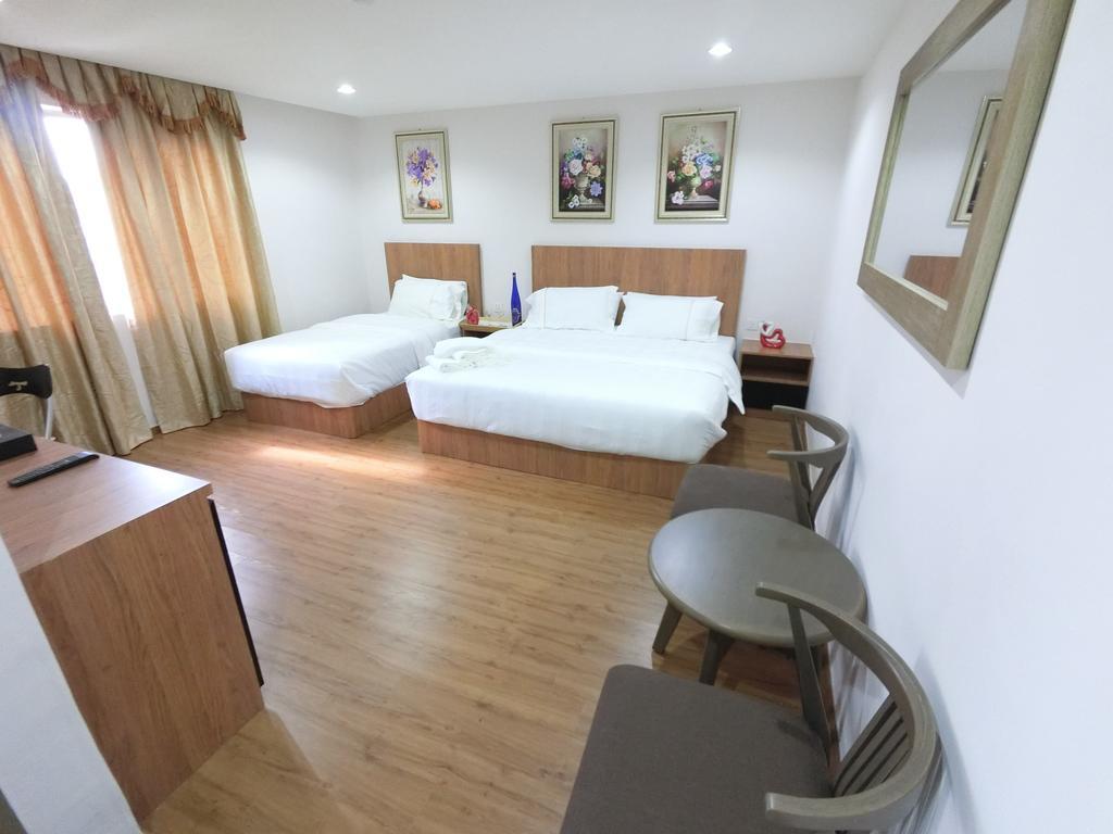איפוה Royale Hotel Batu Gajah מראה חיצוני תמונה