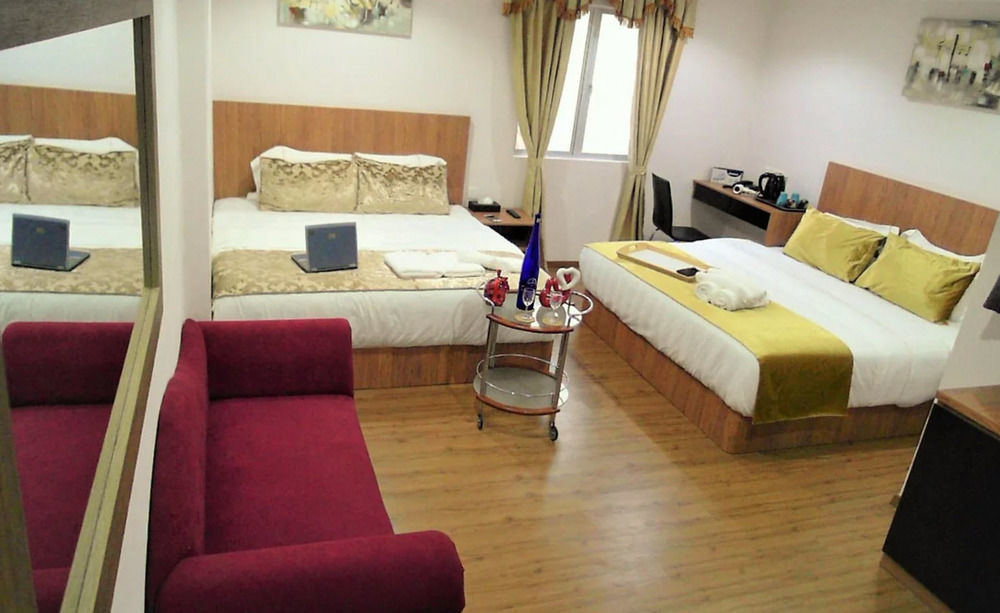 איפוה Royale Hotel Batu Gajah מראה חיצוני תמונה